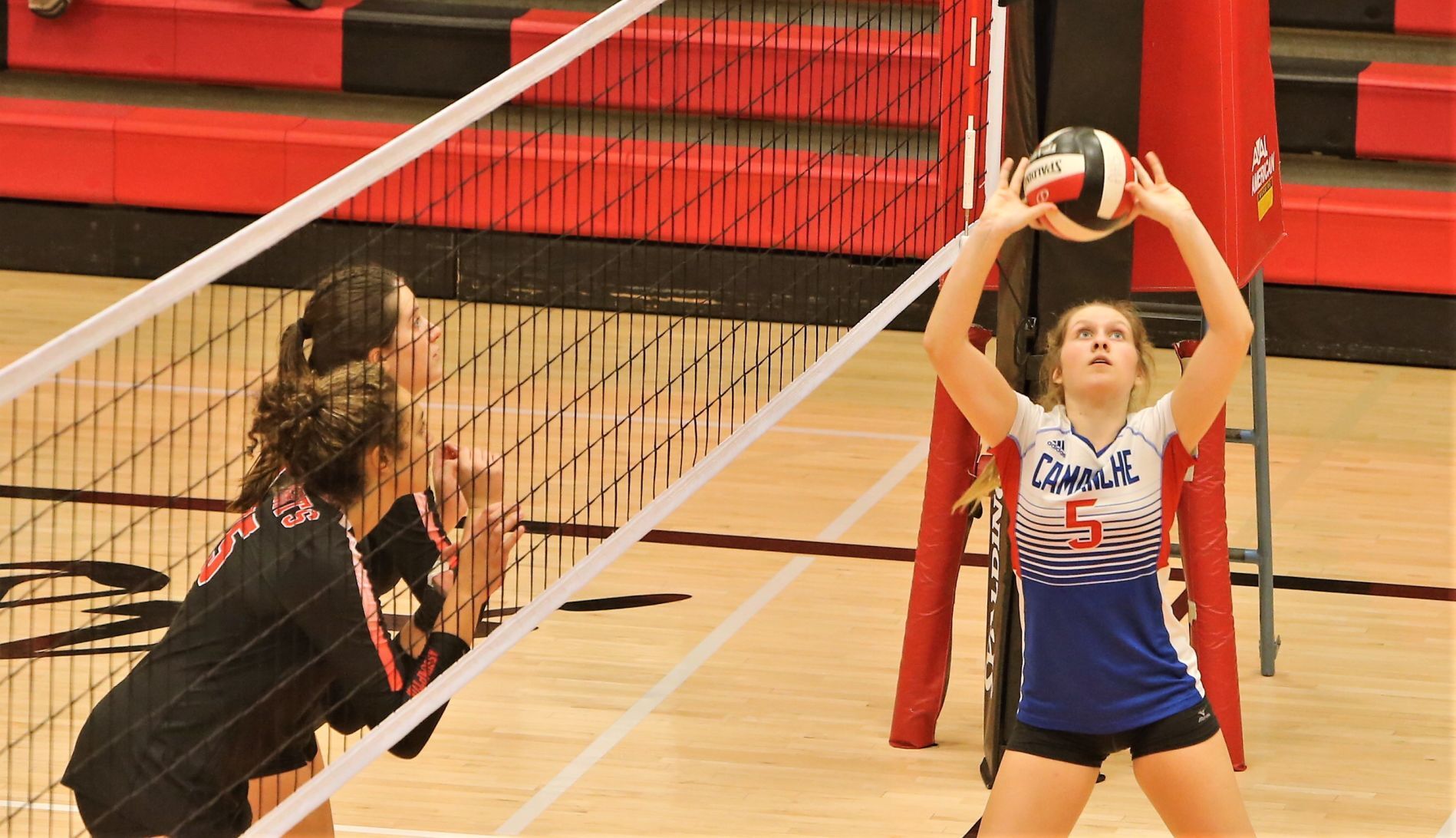 101821-qc-spt-cam-assum vball29.jpg